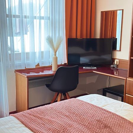 Vitalhotel Krainz Лойперсдорф бай Фюрстенфелд Екстериор снимка