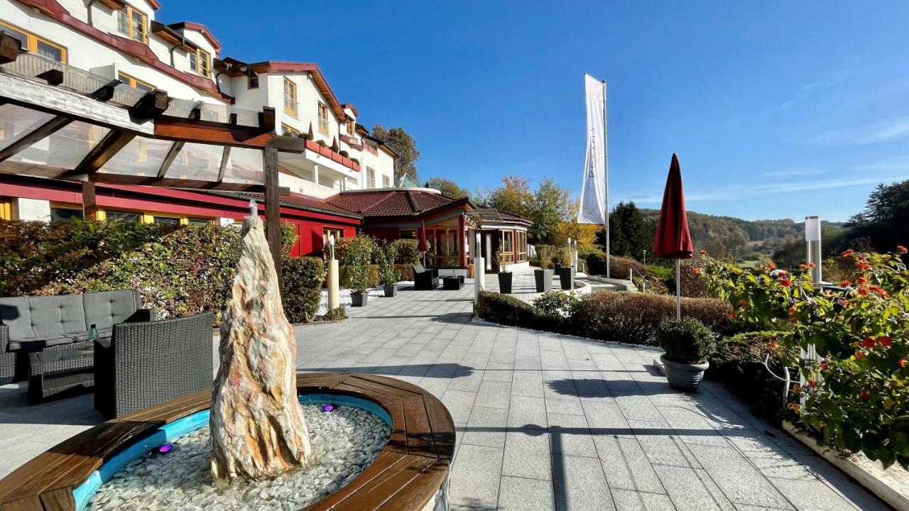 Vitalhotel Krainz Лойперсдорф бай Фюрстенфелд Екстериор снимка