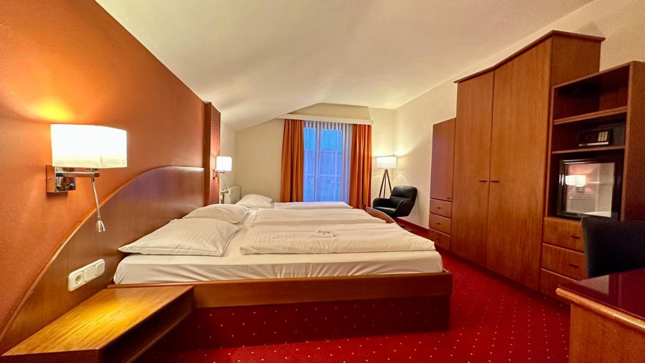 Vitalhotel Krainz Лойперсдорф бай Фюрстенфелд Екстериор снимка
